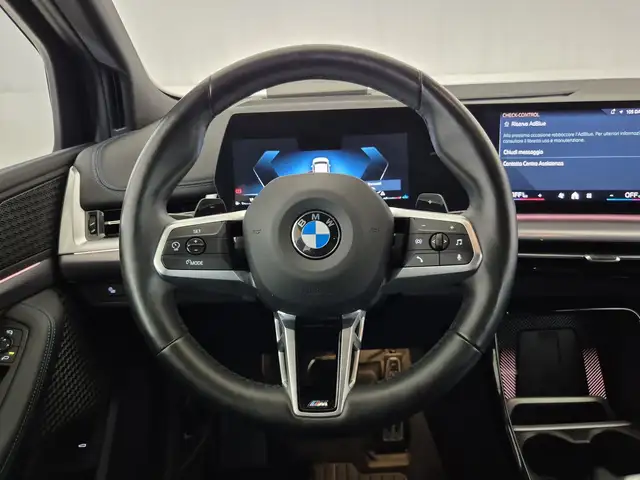 BMW 2 Series view 10