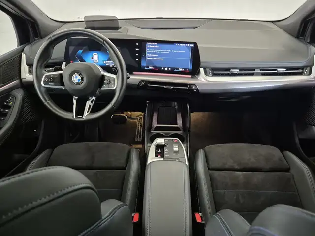 BMW 2 Series view 9