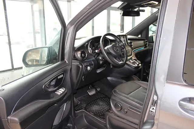 Mercedes-Benz V 250 d 4MATIC lang Aut. **Traumhafte Ausstattung** Ansicht 8