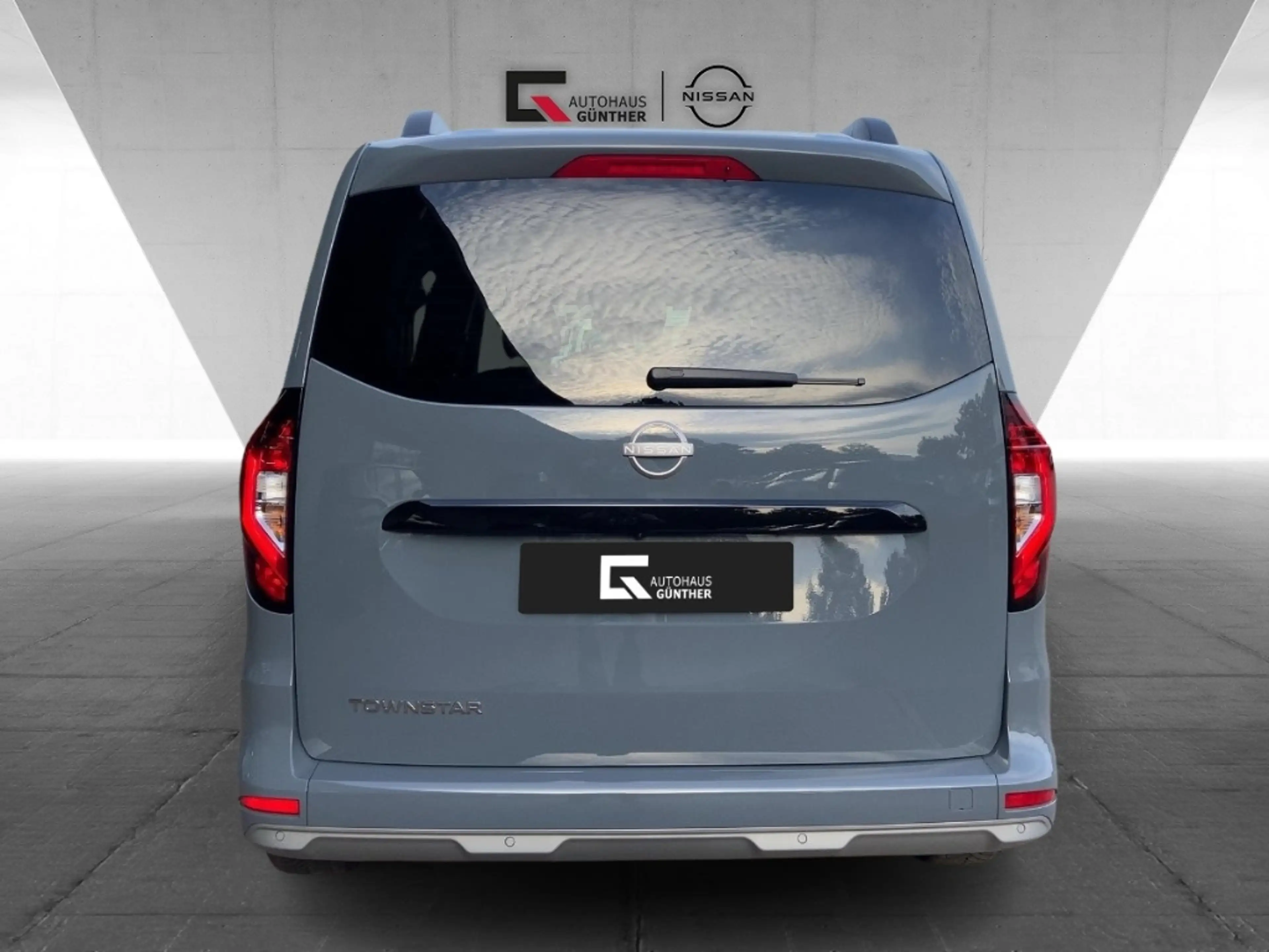 Nissan Townstar TEKNA Kombi L2 1.3 DIG-T Automatik 130PS/Navi/ACC/ — photo 3