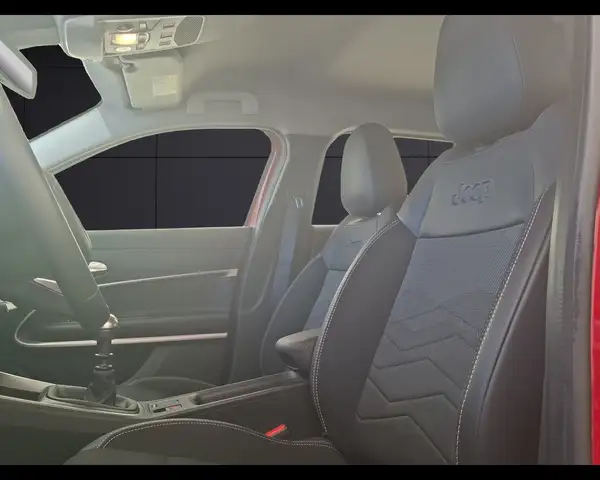 Jeep Avenger view 9