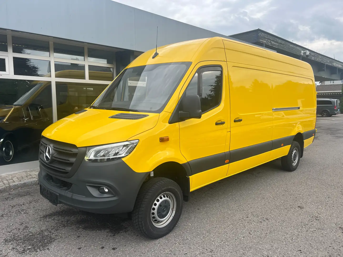 Mercedes-Benz SPRINTER*ALLRAD*4x4*AUTOMATIK*PREIS-AUF-ANFRAGE Jaune - 1