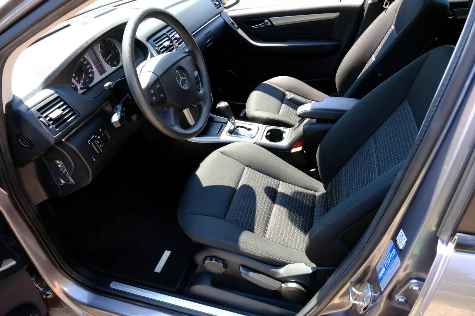 Mercedes-Benz B 180 Business Class Aut. Airco|Navi|PDC|Cruise Grijs - 2