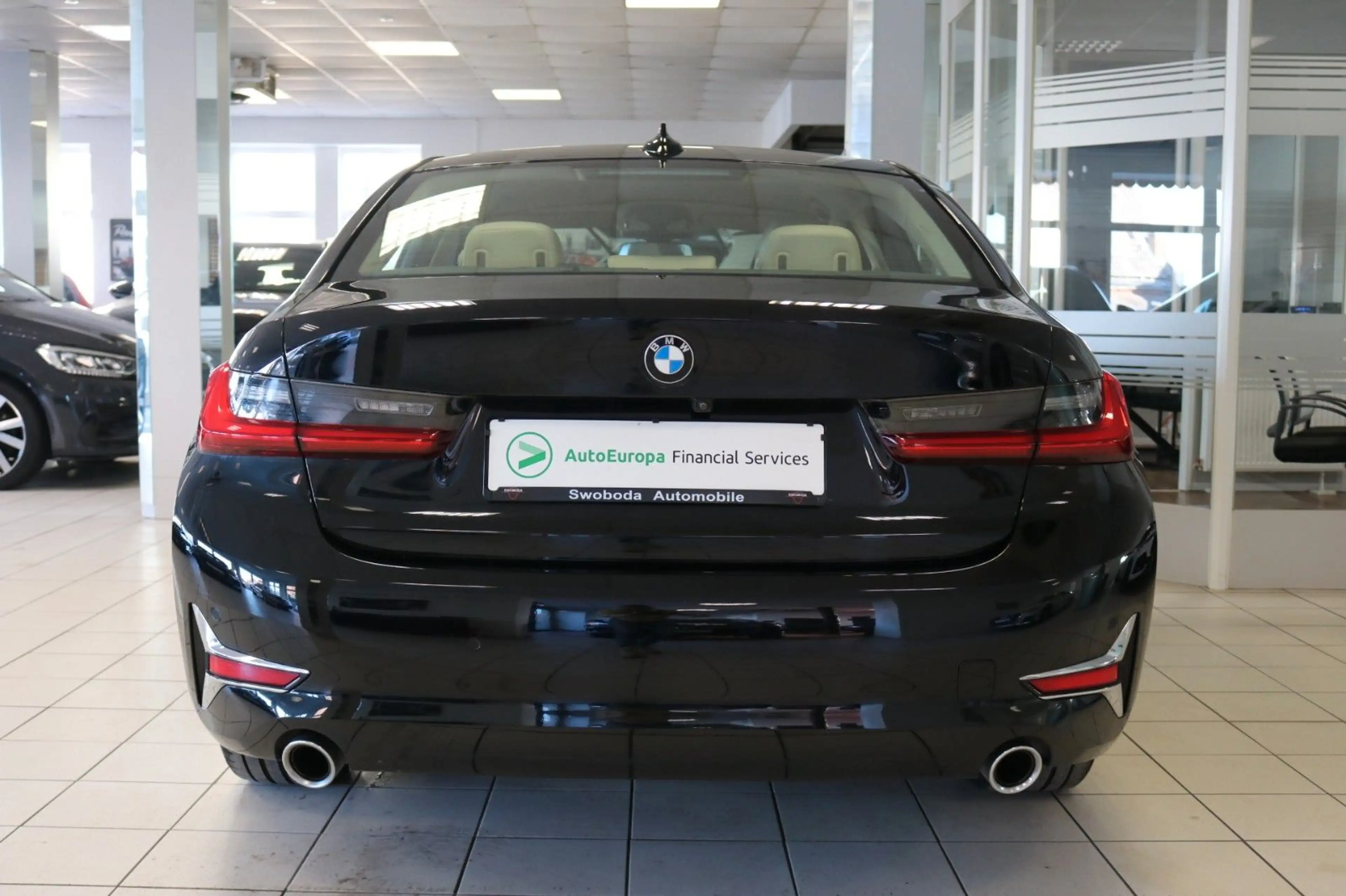 BMW 320 Limousine Luxury Line Sitzheizung Kamera PDC — photo 5