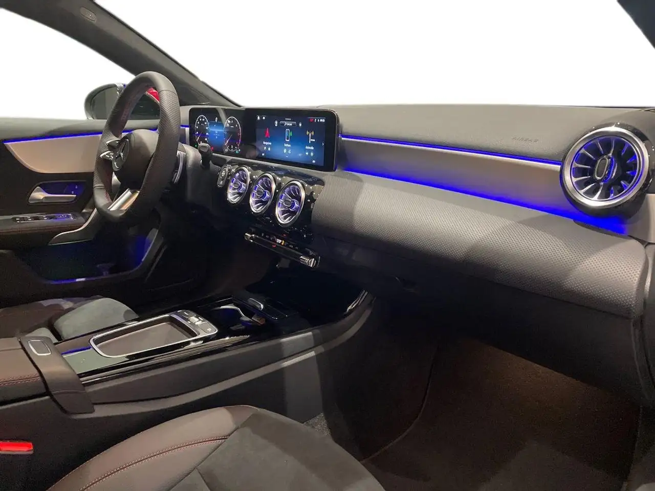 Mercedes-Benz A-Class 2026 — фото 14