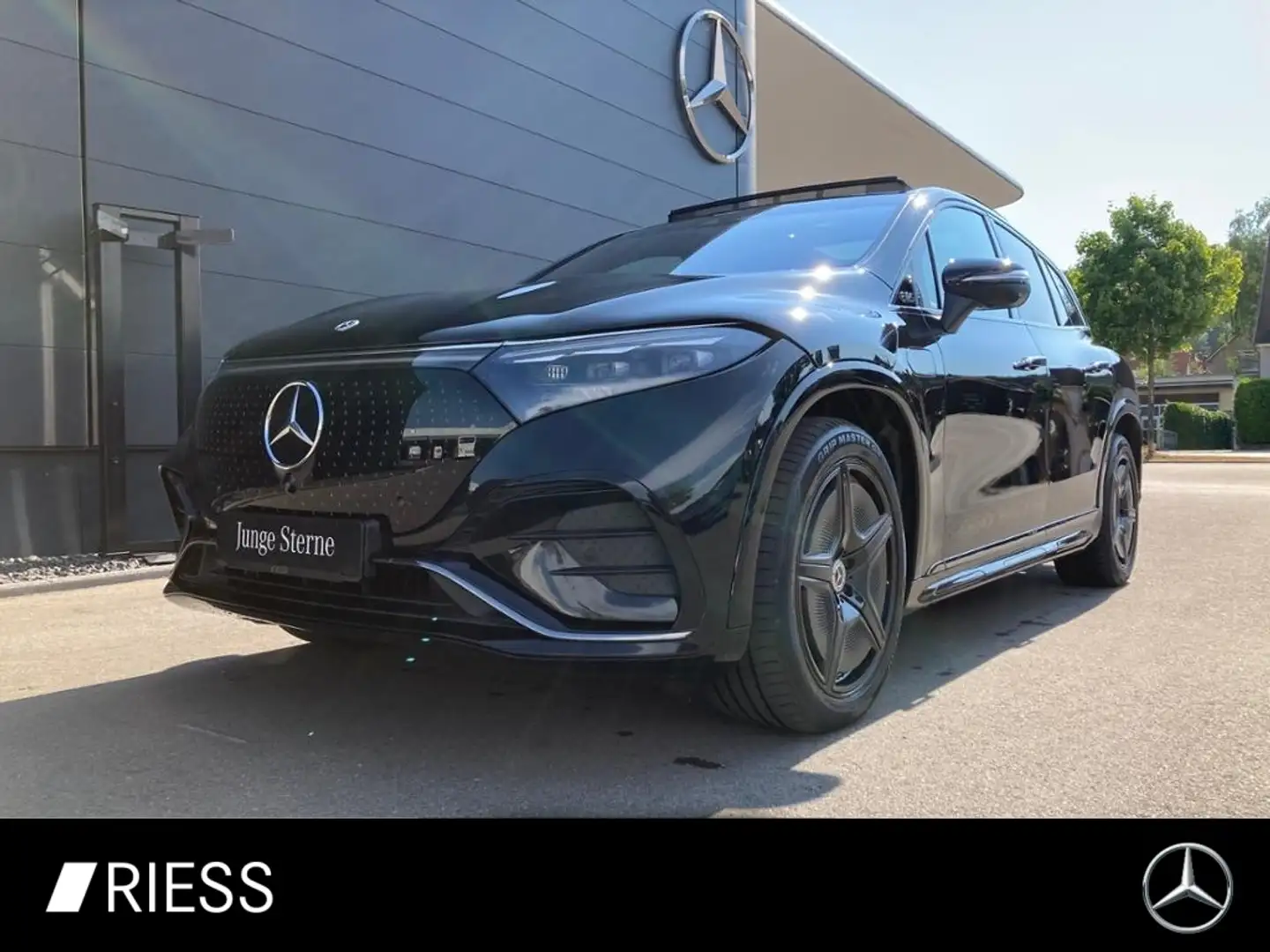 Mercedes-Benz EQS SUV EQS 580 4M SUV AMG PANO HYPER HUD AHK TV MASSAGE Negro - 1