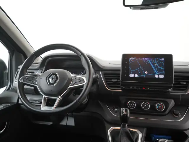 Renault Trafic view 5