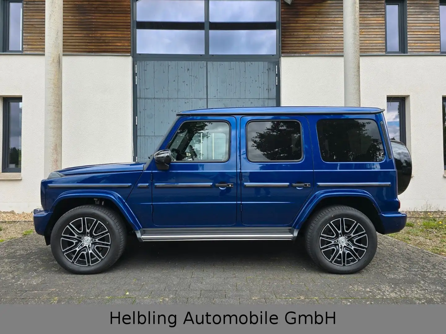 Mercedes-Benz G 450 G -Klasse 450d*AMG-Line*Burmester*Night*Guard360 Blau - 2