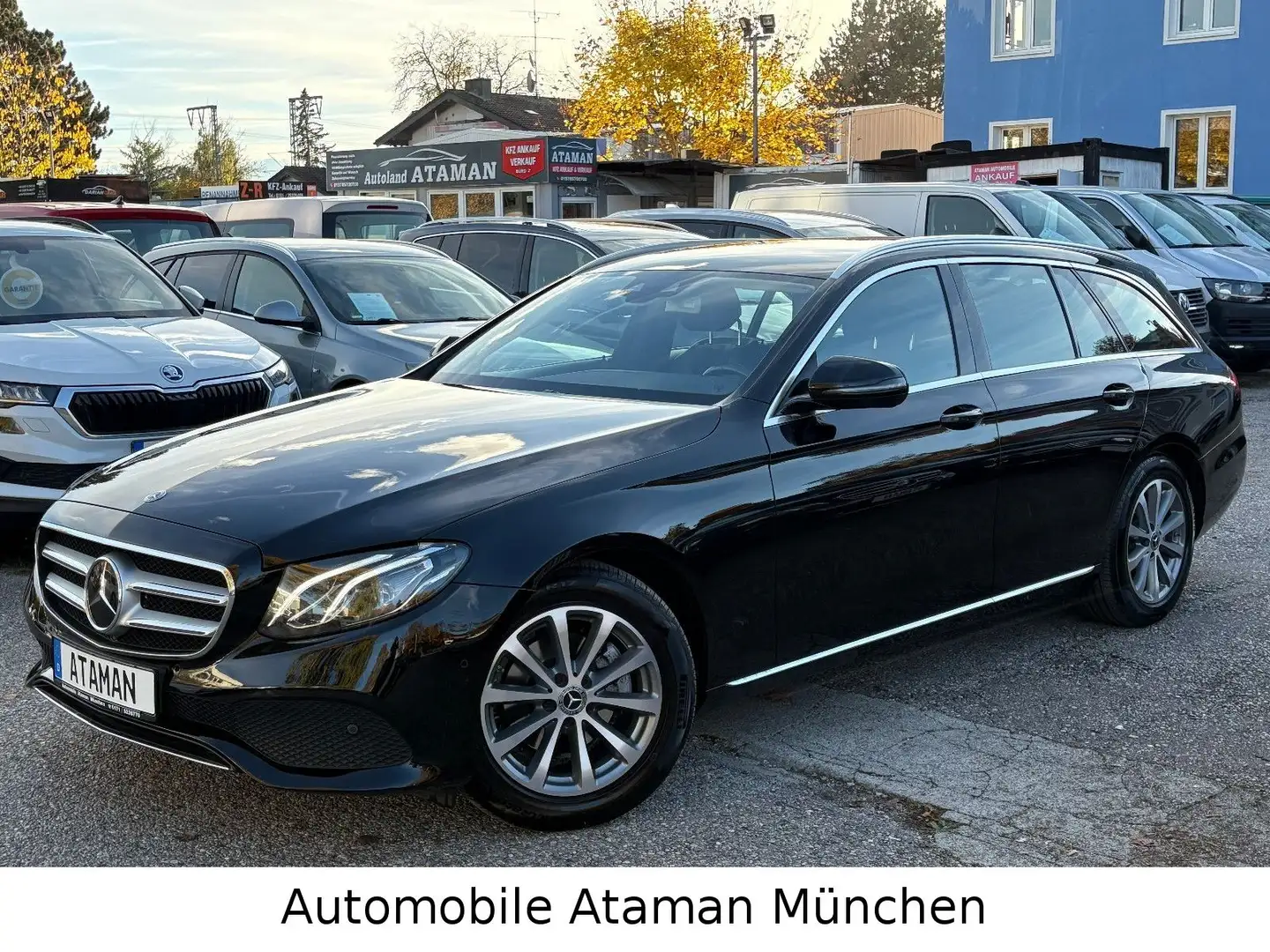 Mercedes-Benz E 200 d T Avantgarde / Leder / Navi / LED / EU6 Noir - 2