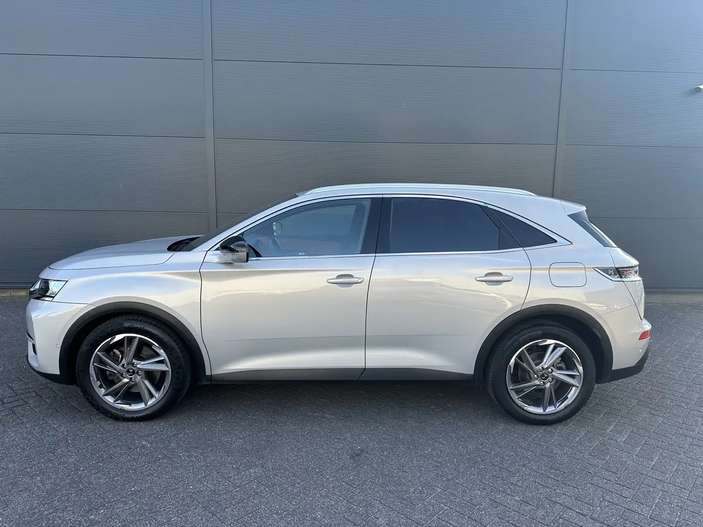 DS Automobiles DS 7 E-Tense 225PK Rivoli (Electrisch Schuif/Kantel Dak Grijs - 2