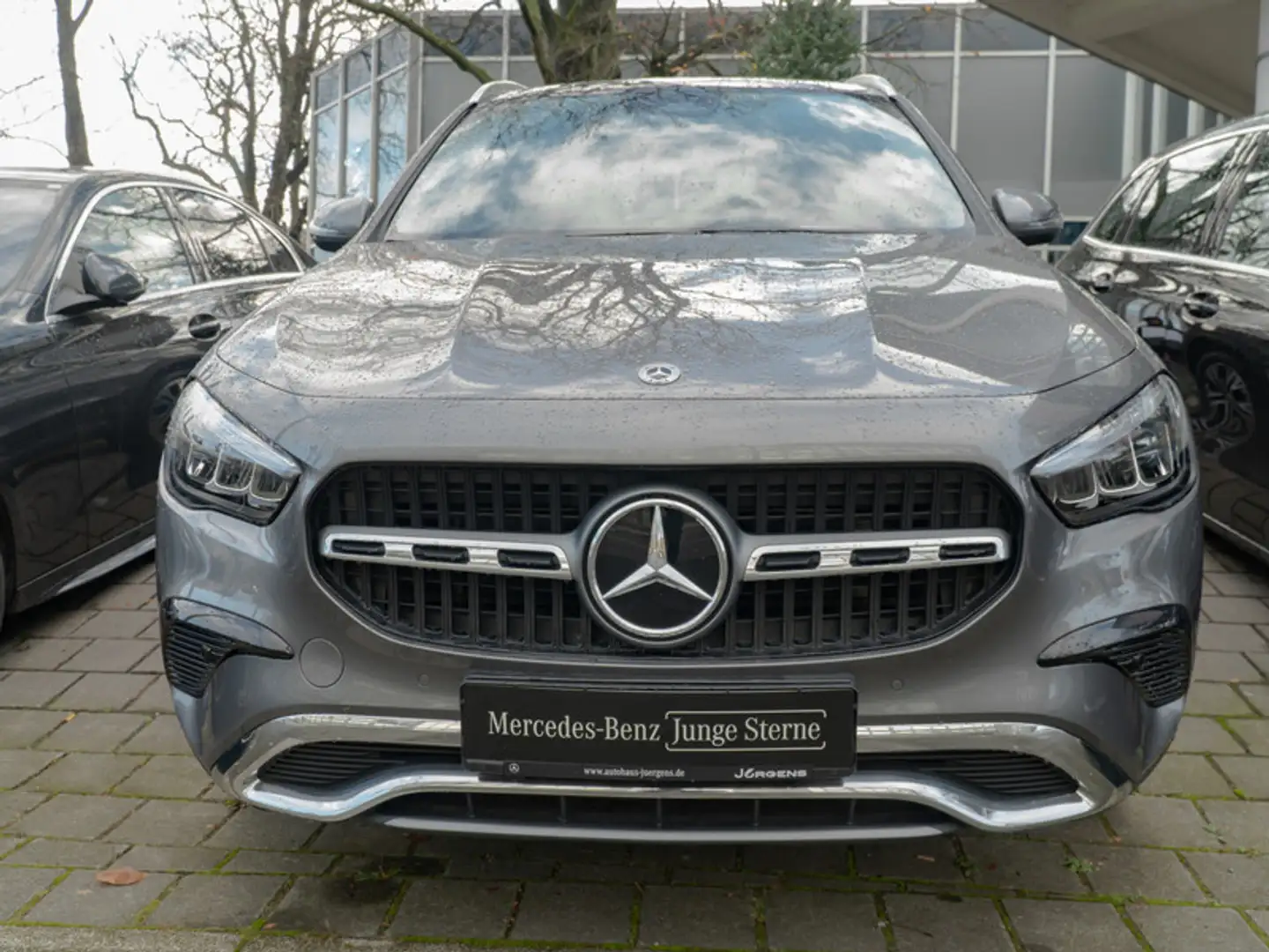 Mercedes-Benz GLA 200 Progressive/LED/Cam/Pano/Winter/Keyl/17" Szary - 2
