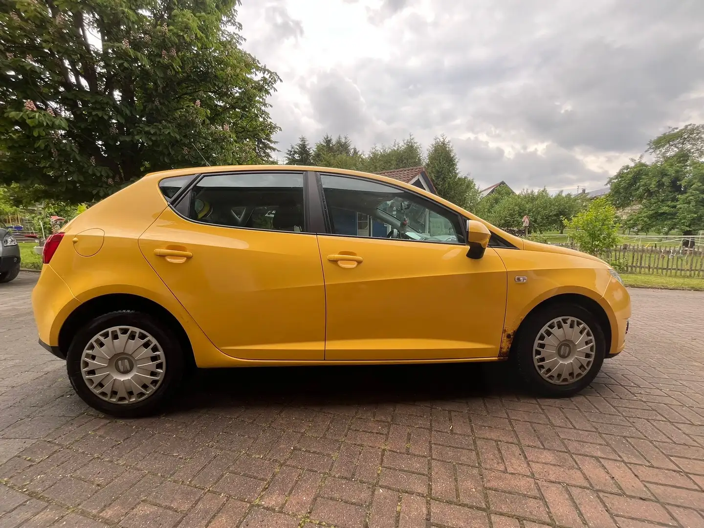 SEAT Ibiza Ibiza 1.4 16V Style Gelb - 1