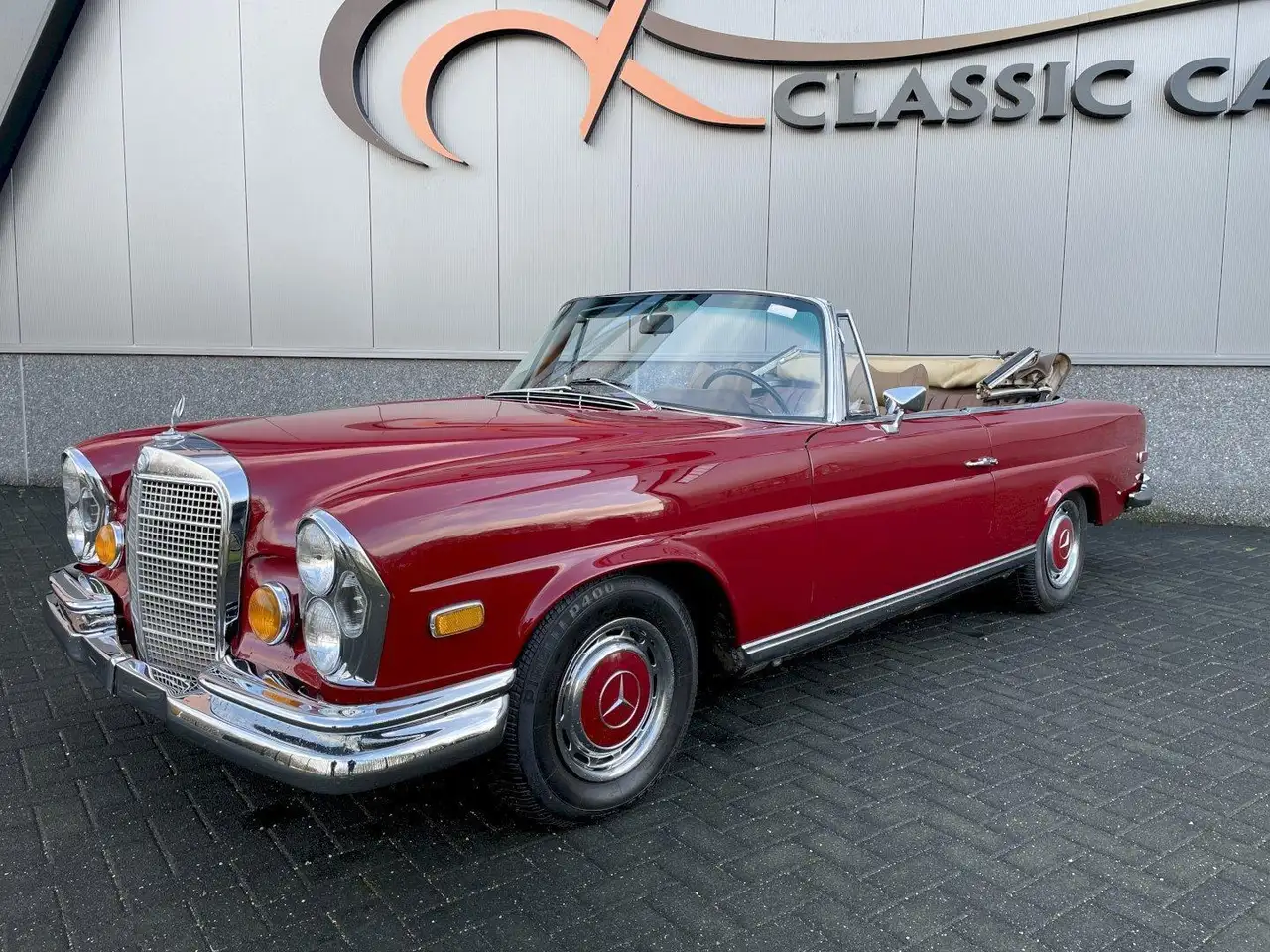 Mercedes-Benz 280 W111 280SE Cabriolet, foto 3
