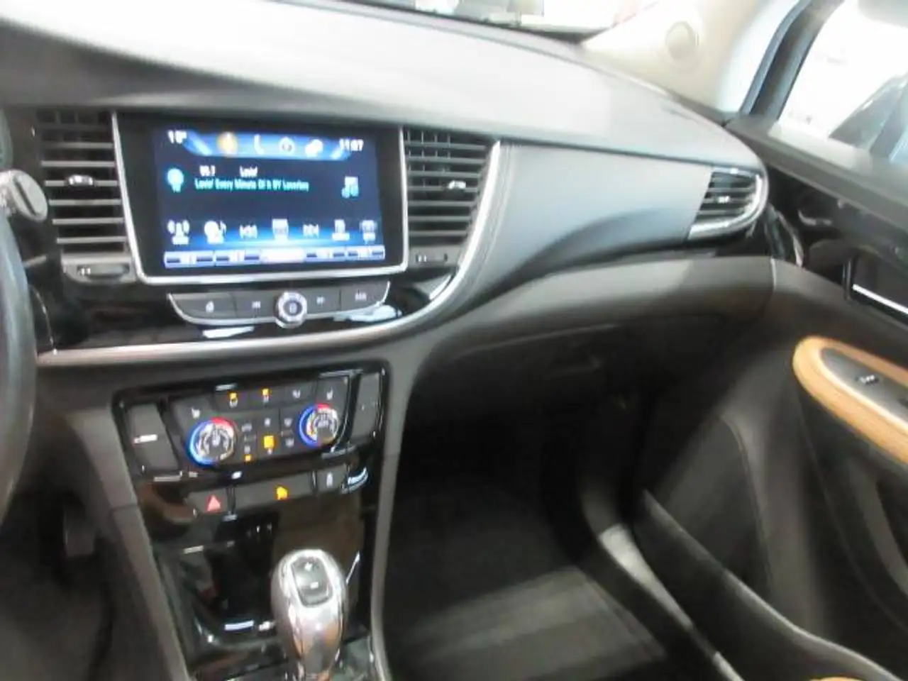 Buick Encore снимка Buick Encore
