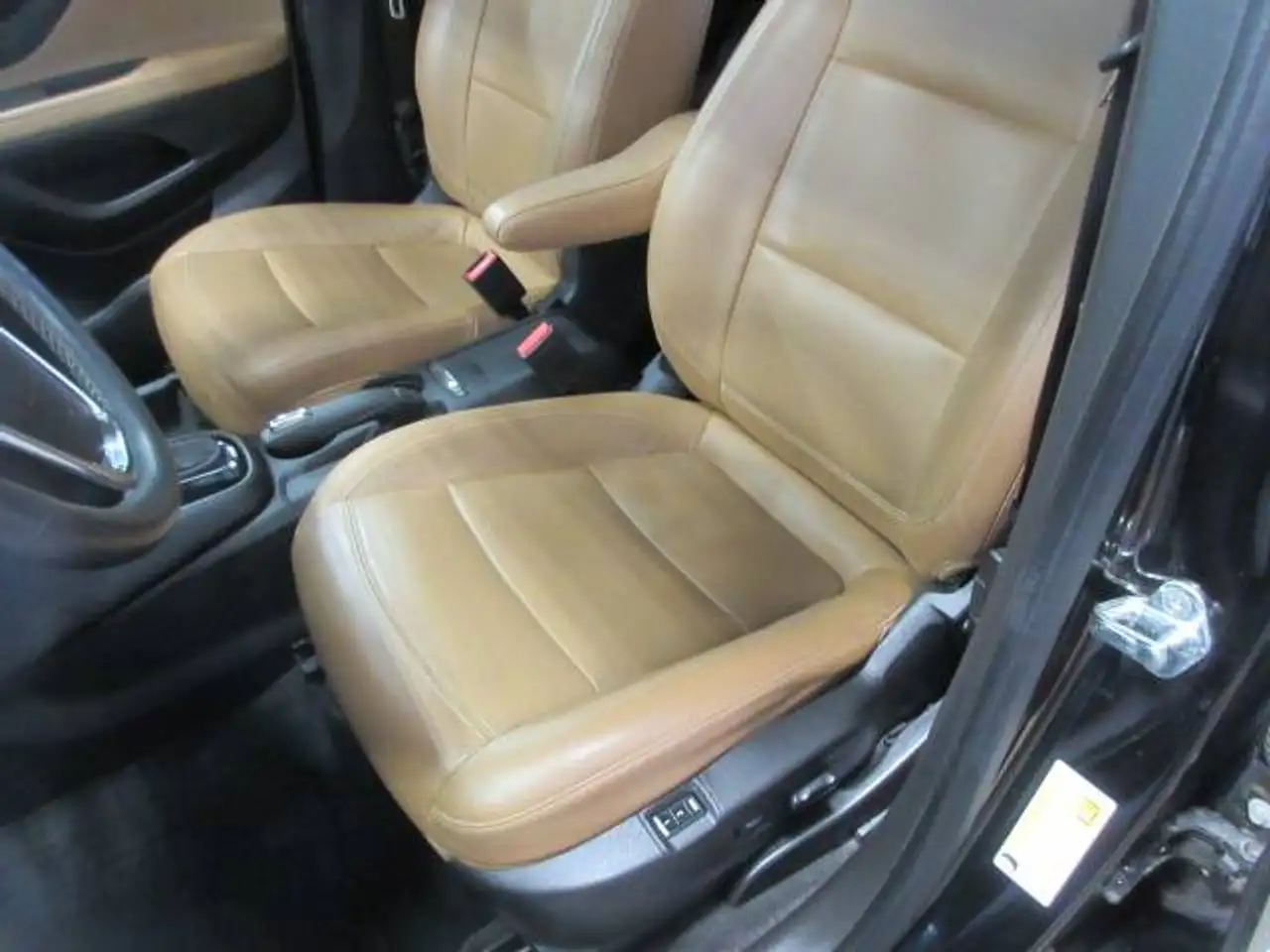 Buick Encore снимка Buick Encore
