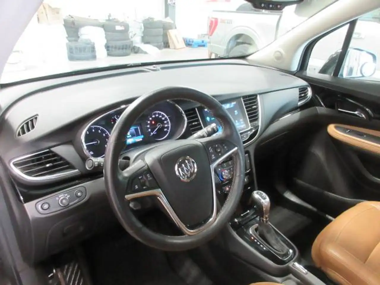 Buick Encore снимка Buick Encore