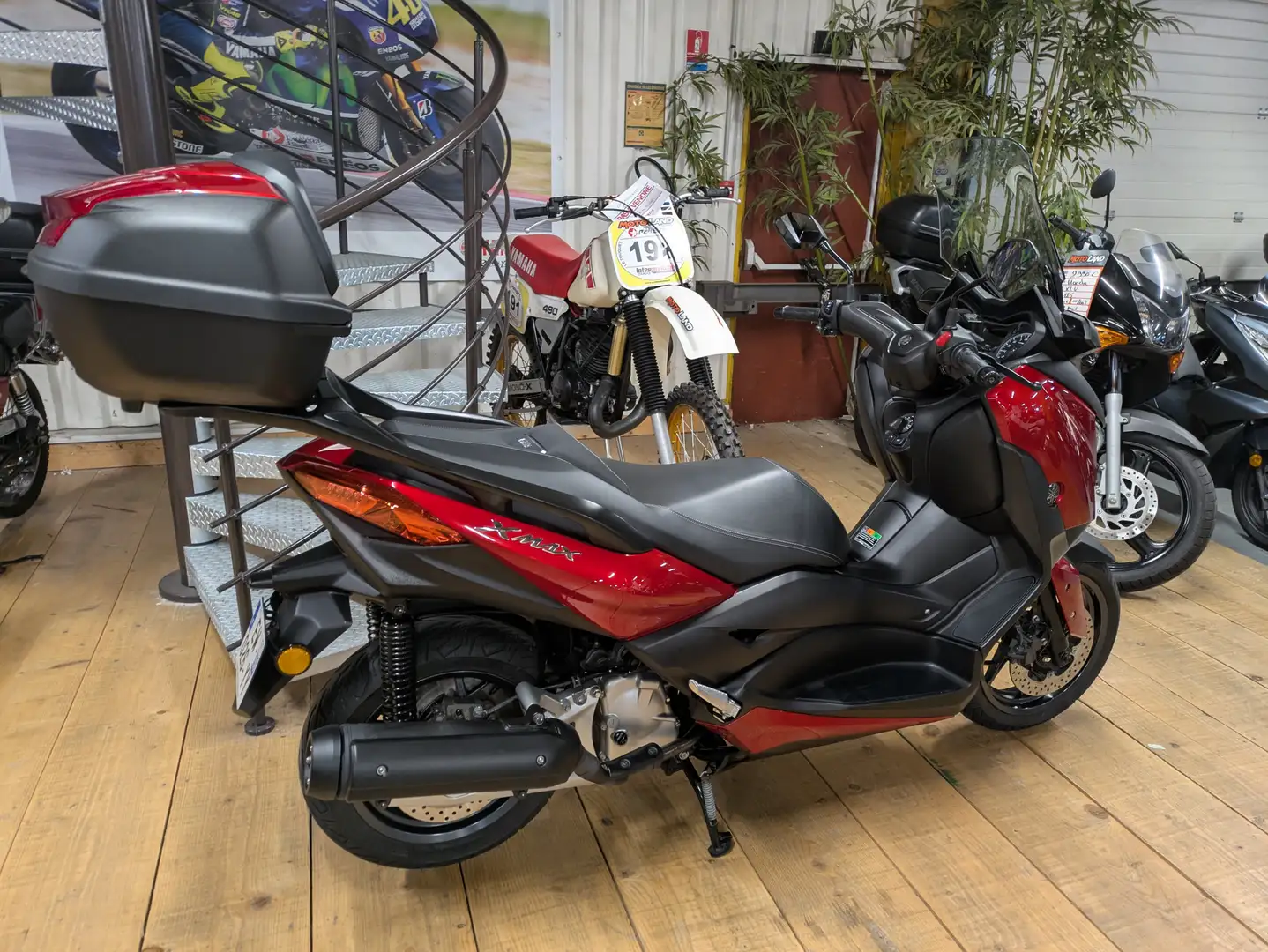 Yamaha X-Max 125 Rojo - 2