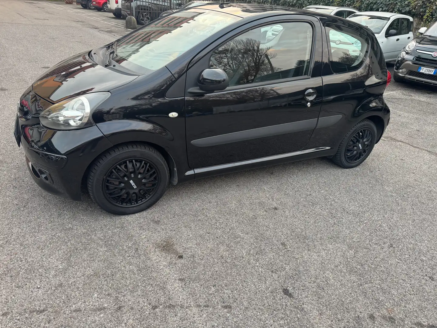 Toyota Aygo Aygo I 2005 3p 1.0 Now Nero - 2