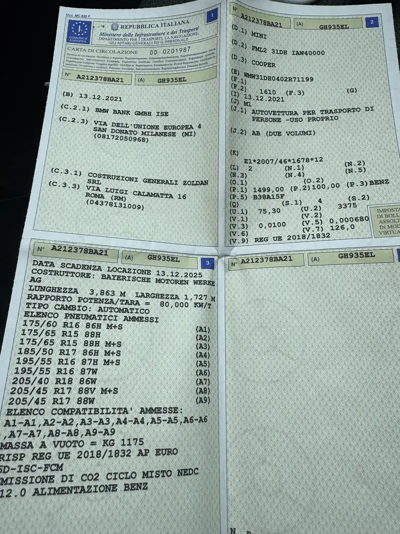 MINI Cooper Argintiu - 1