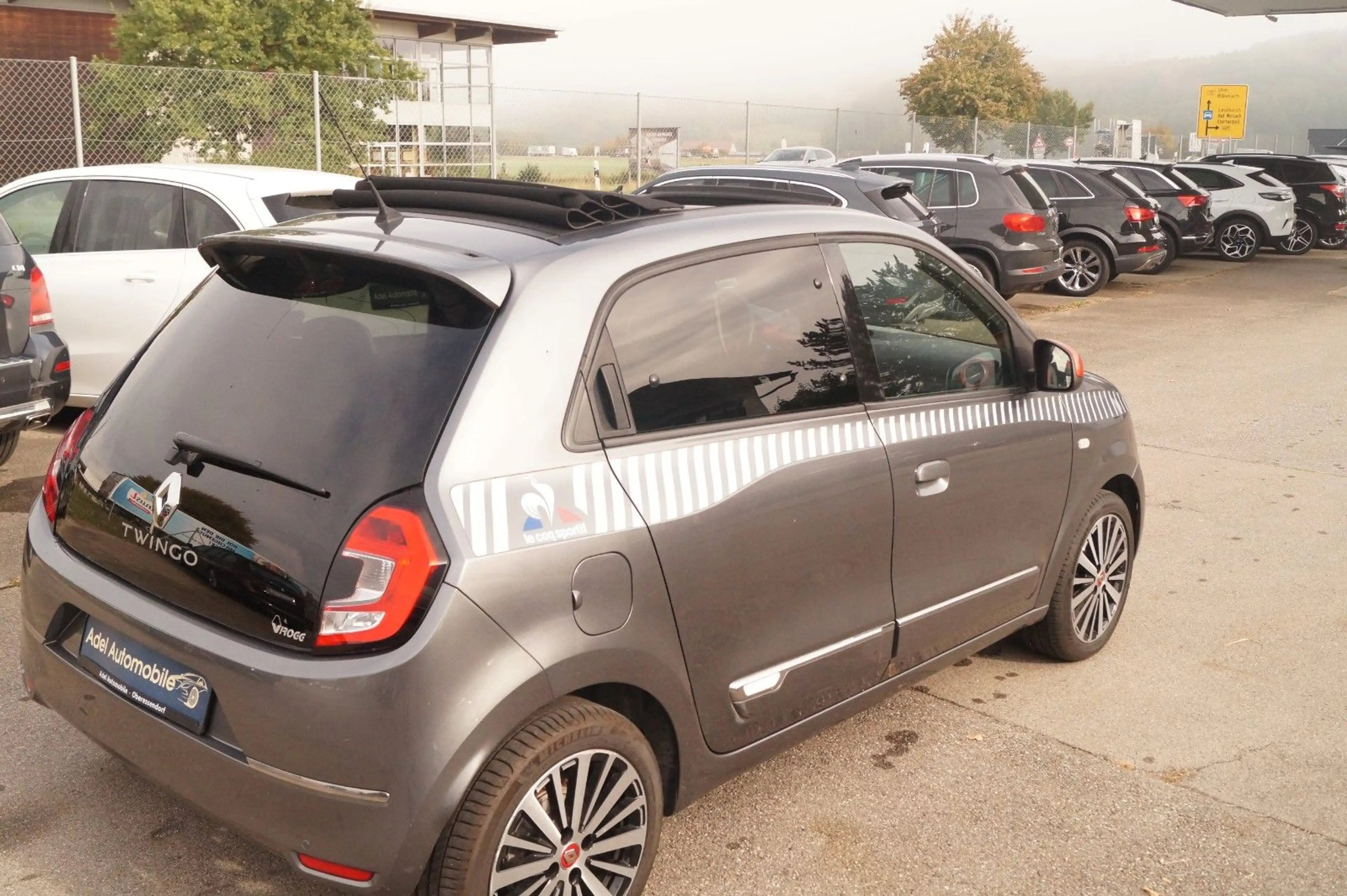 Renault Twingo Le Coq Sportif — photo 13