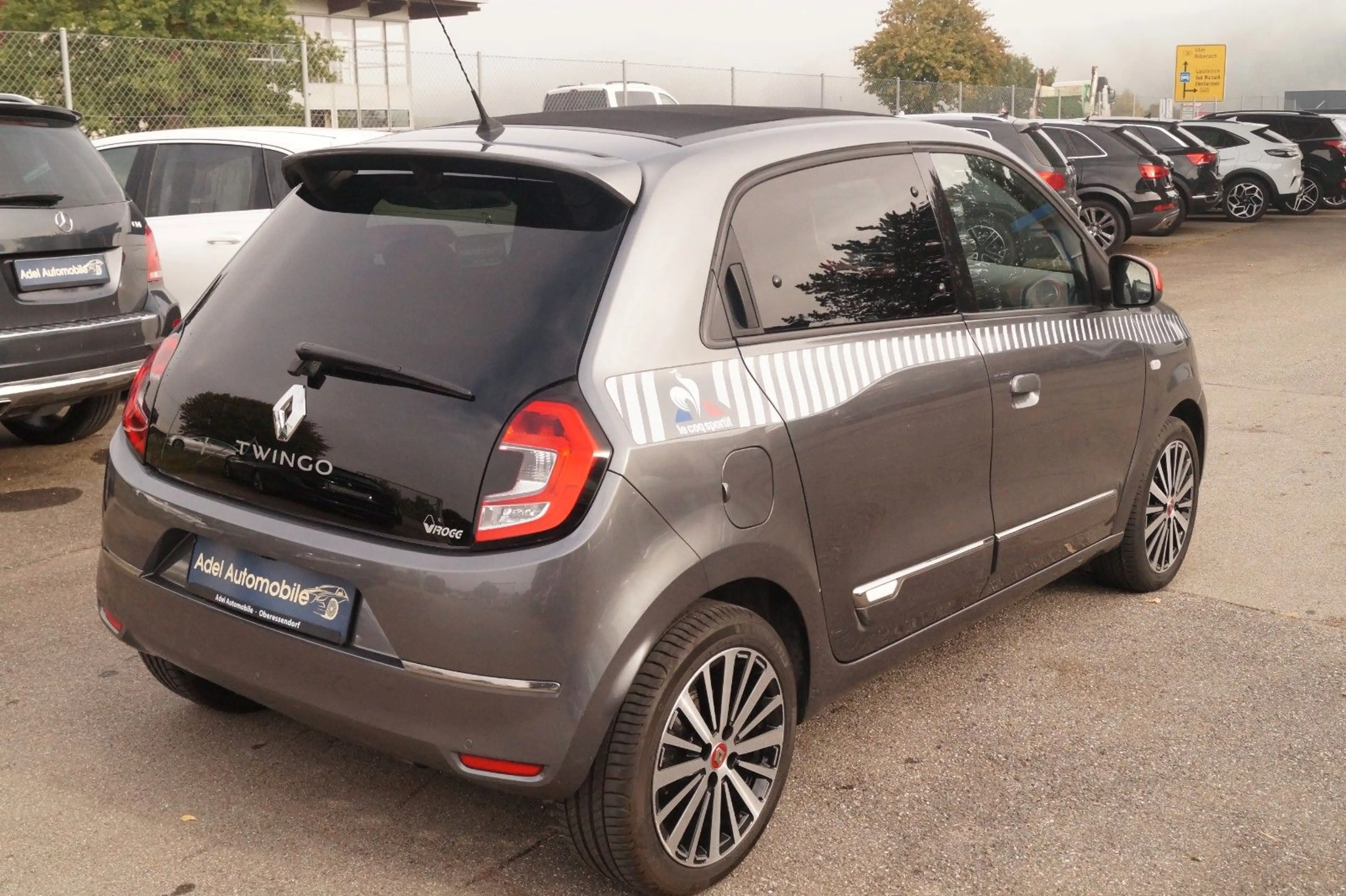 Renault Twingo Le Coq Sportif — photo 10