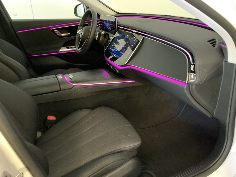 Mercedes-Benz E 200 E 200 T AVANTGARDE Pano DISTRONIC Apple CarPlay — photo 13