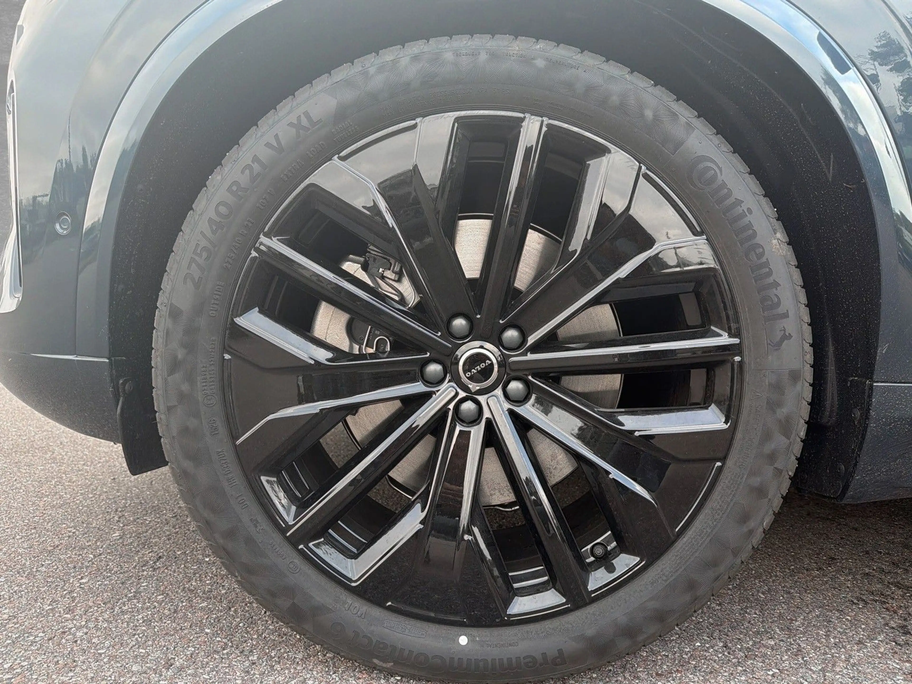 Volvo XC90 T8 AWD Black Edition Ultra 7-Sitzer AHK — photo 2