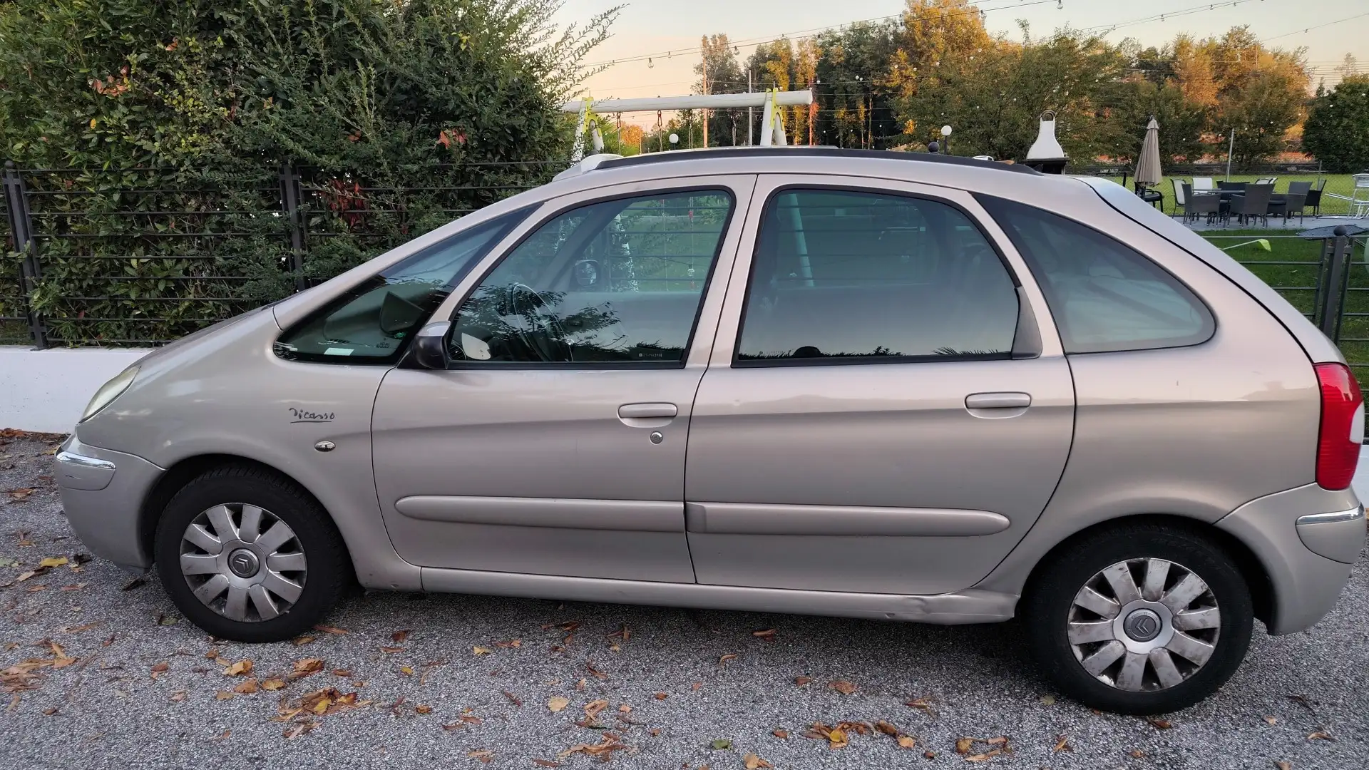 Citroen Xsara Picasso Exclusive - 2