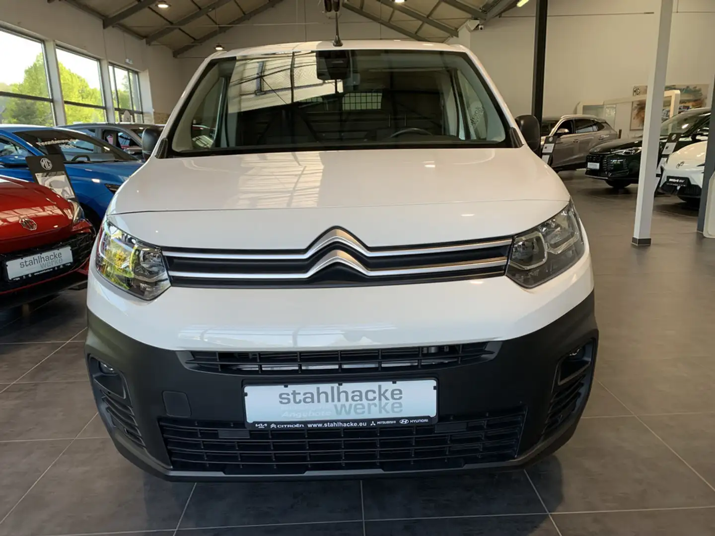 Citroen Berlingo Kasten 1.2 Club L1 PureTech 130 S&S EAT Bianco - 2