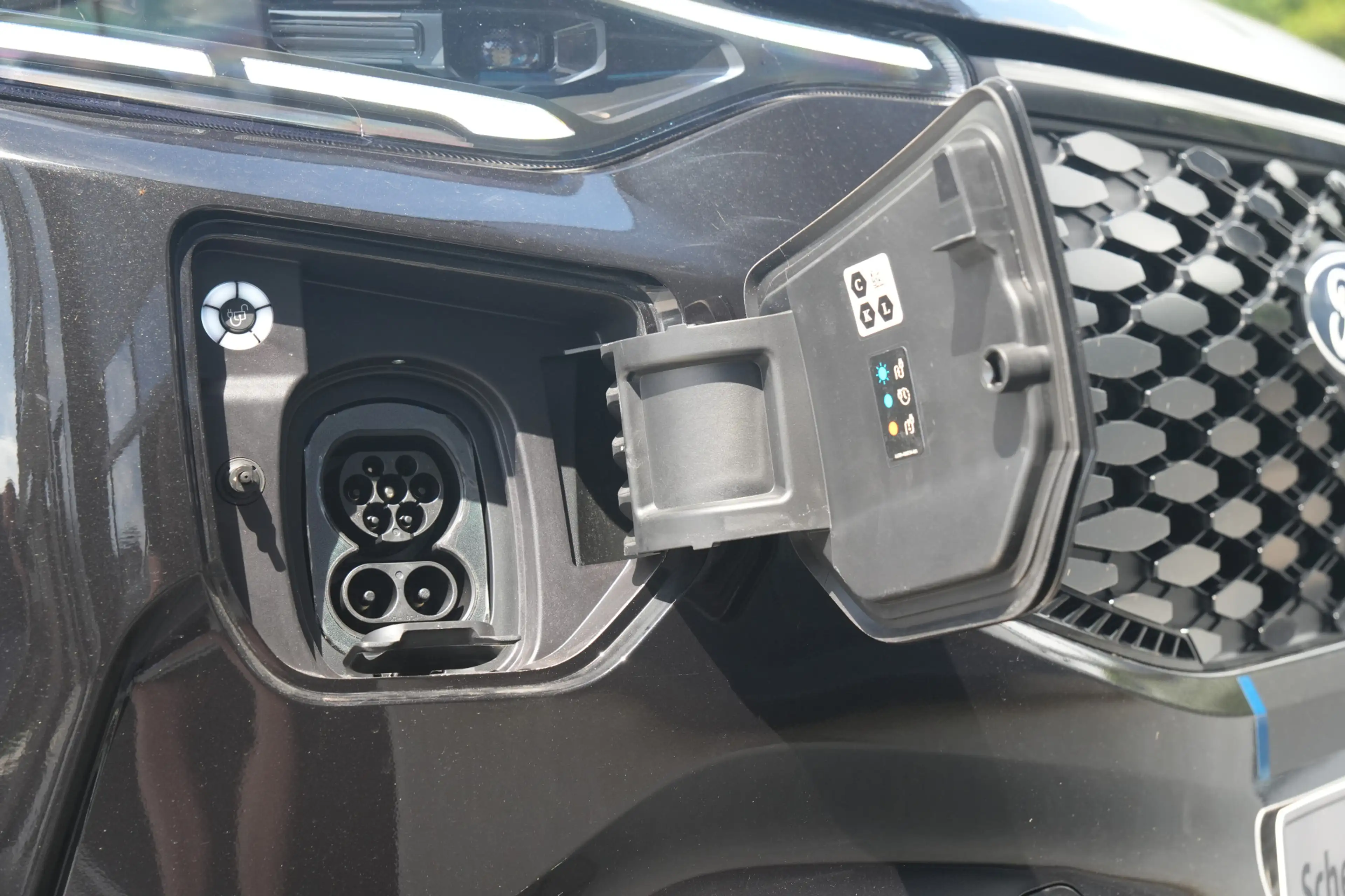 Ford Transit Custom E-Transit 340 L2H1 Sport 71 kWh 218pk - DIRECT LEV — photo 45