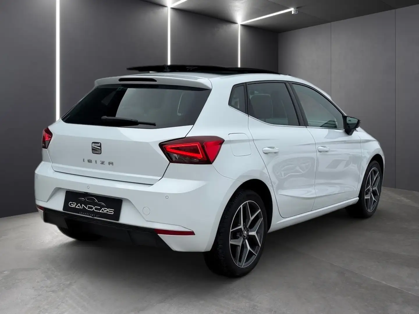 SEAT Ibiza 1,0 ECO TSI Xcellence DSG Weiß - 2