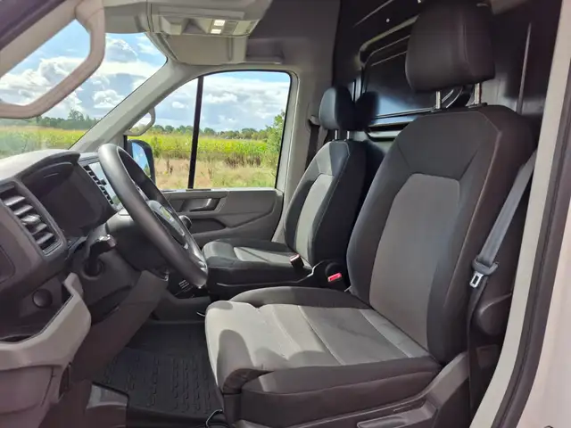 Volkswagen Crafter view 7