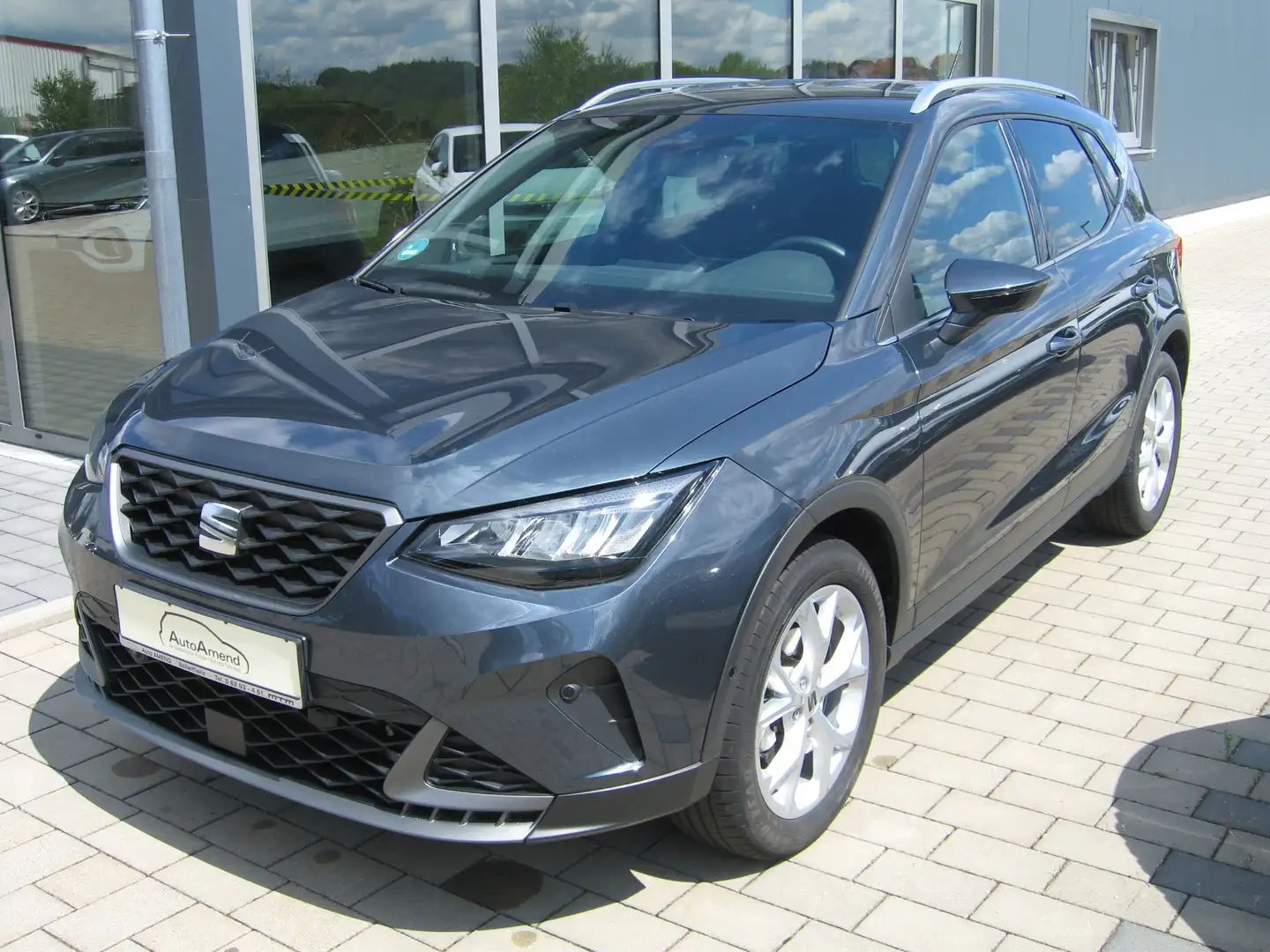 SEAT Arona FR 1.0 TSI DSG, Sitzhz., Kamera, LED, ACC Grau - 1