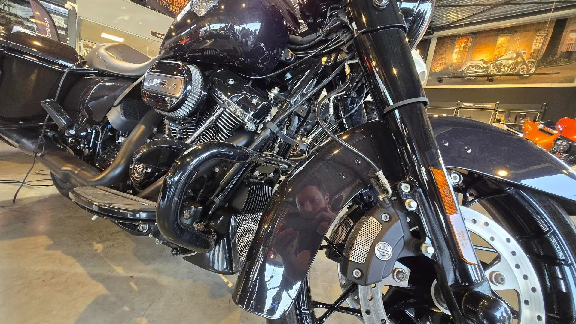 Harley-Davidson Road King SPECIAL Gri - 2
