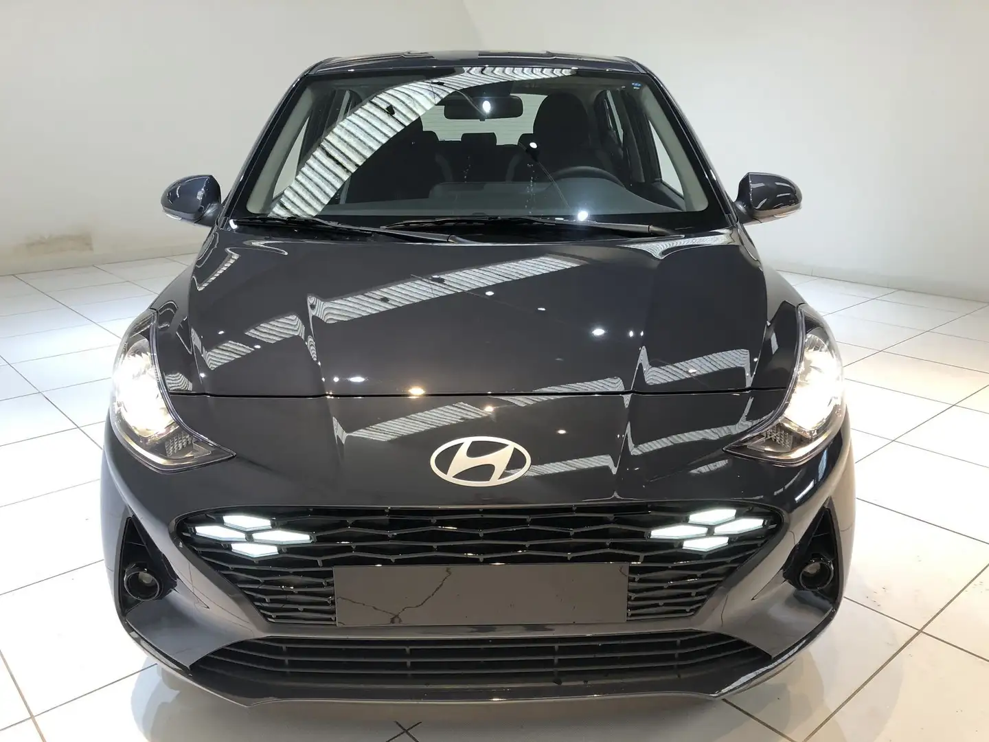 Hyundai i10 1.0 MPI Connectline Grigio - 2