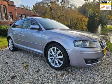 2.0 FSI Attraction AIRCO/cruise/XENON