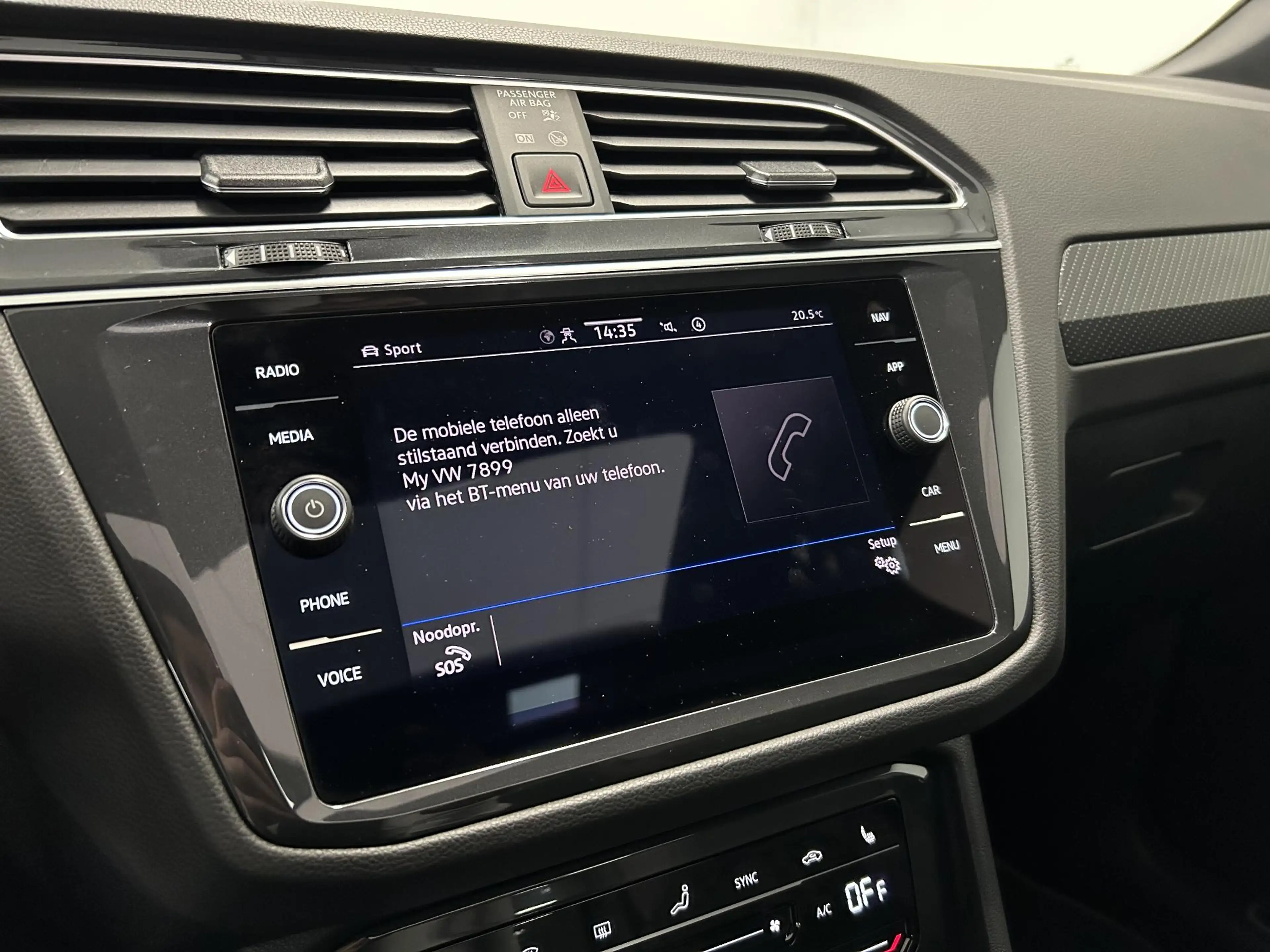 Volkswagen Tiguan 1.4 TSI eHybrid R-Line Black Style | 94% SOH | PAN — photo 40
