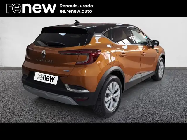 Renault Captur view 2