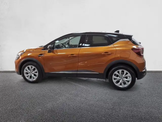 Renault Captur view 4