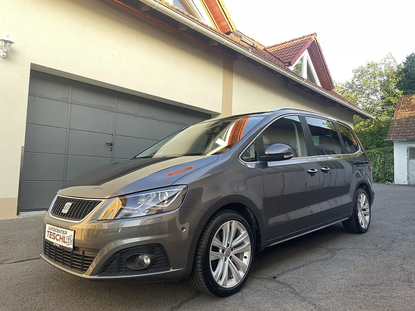 SEAT Alhambra GT 2,0 TDI CR DSG**70.000KM**7.Sitzer*1.Besitz** Negro - 2