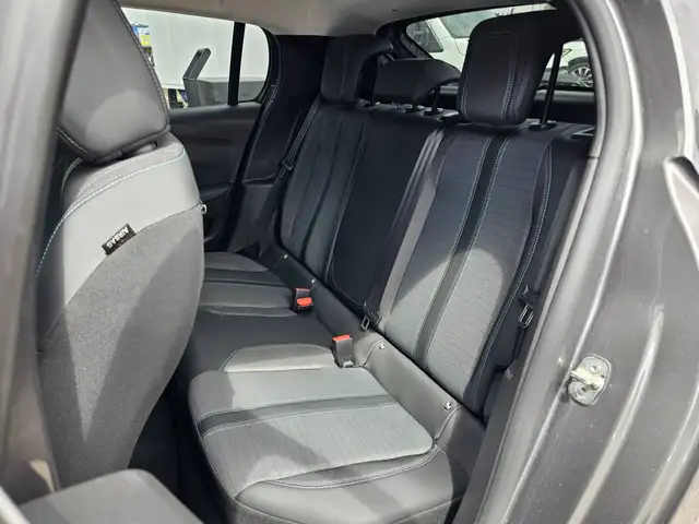 Peugeot 208 view 6