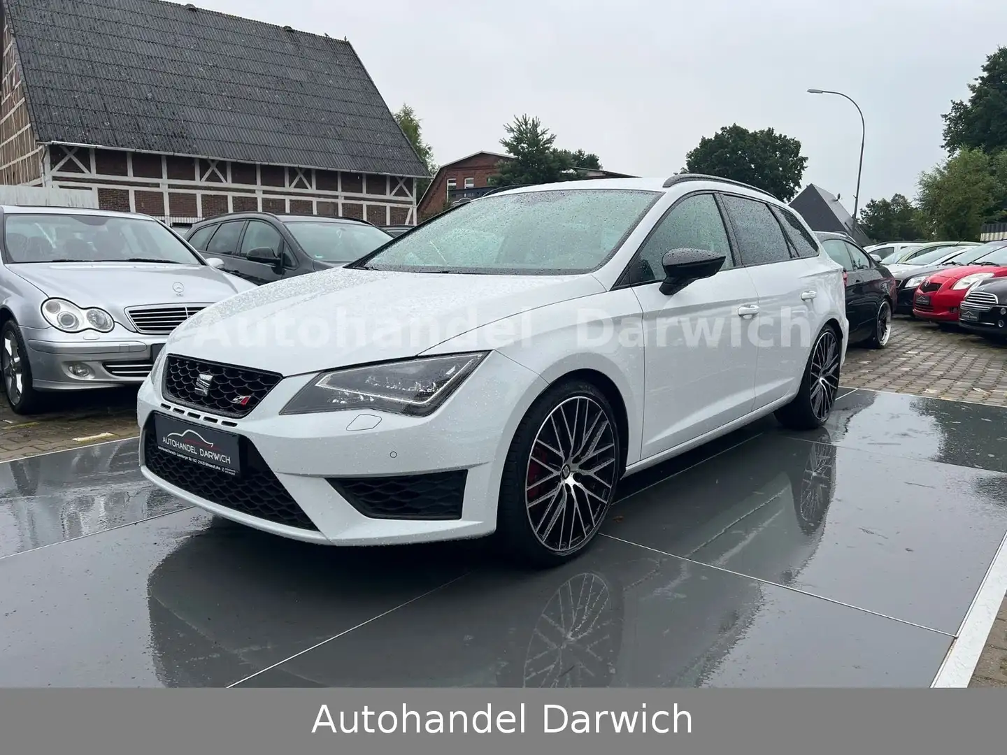 SEAT Leon ST Cupra 290 DSG Matrix 1.Hand S.Heft Blanc - 1