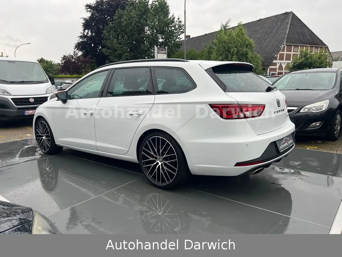 SEAT Leon ST Cupra 290 DSG Matrix 1.Hand S.Heft Blanc - 2