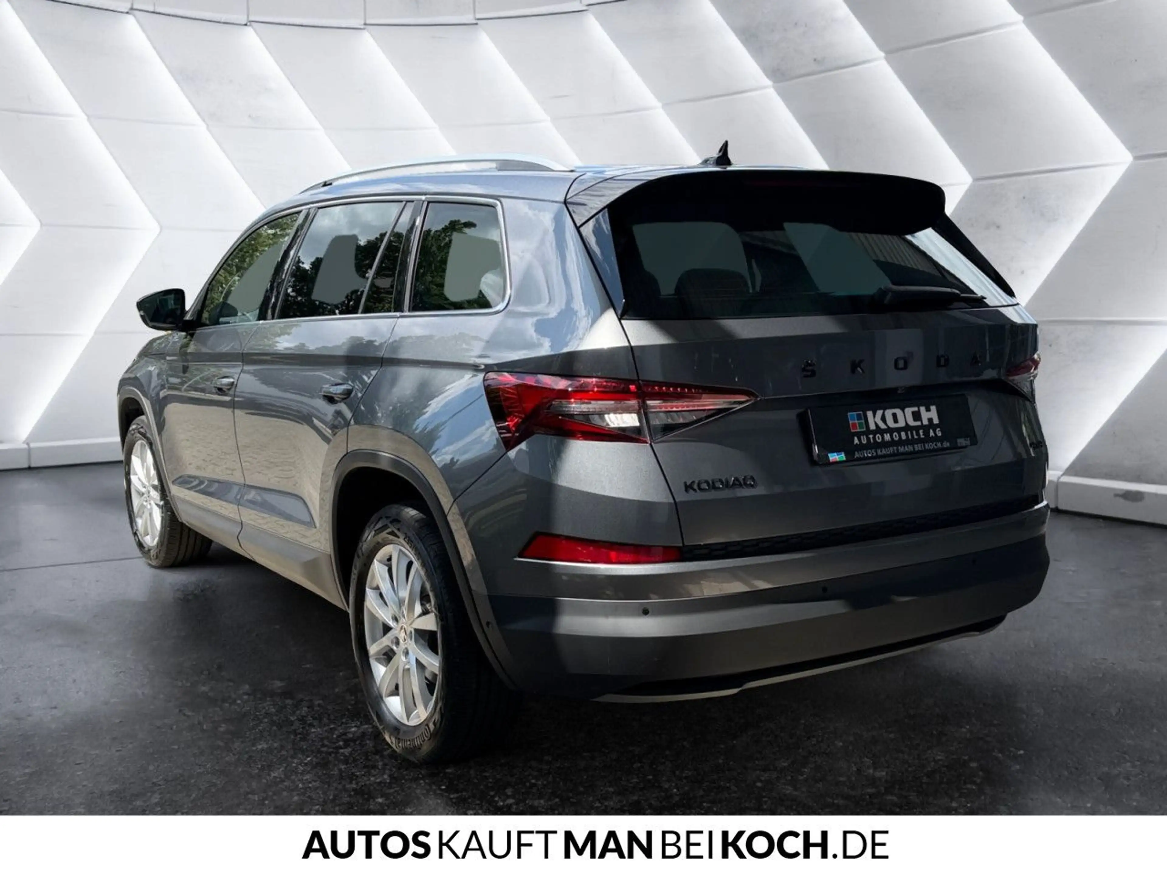 Skoda Kodiaq 2.0TSI DSG 4x4 Style DCC STHZG MATRIX ACC — photo 4