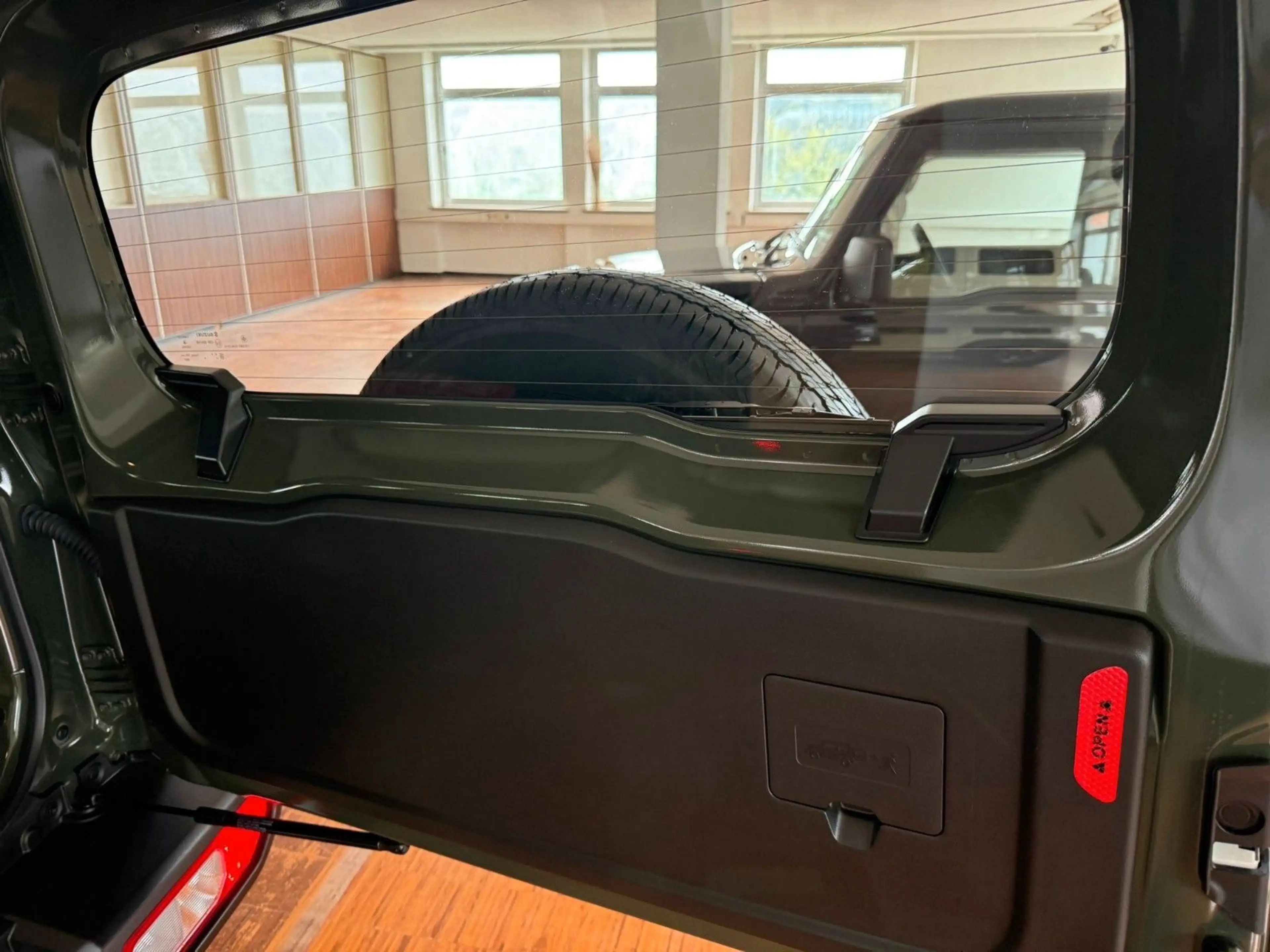 Suzuki Jimny 1.5 ALLGRIP NFZ NEUZUSTAND — photo 10
