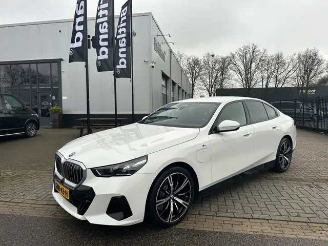 BMW 530e X-drive M-Sport bj2024 *Leer *Laser *Adaptive