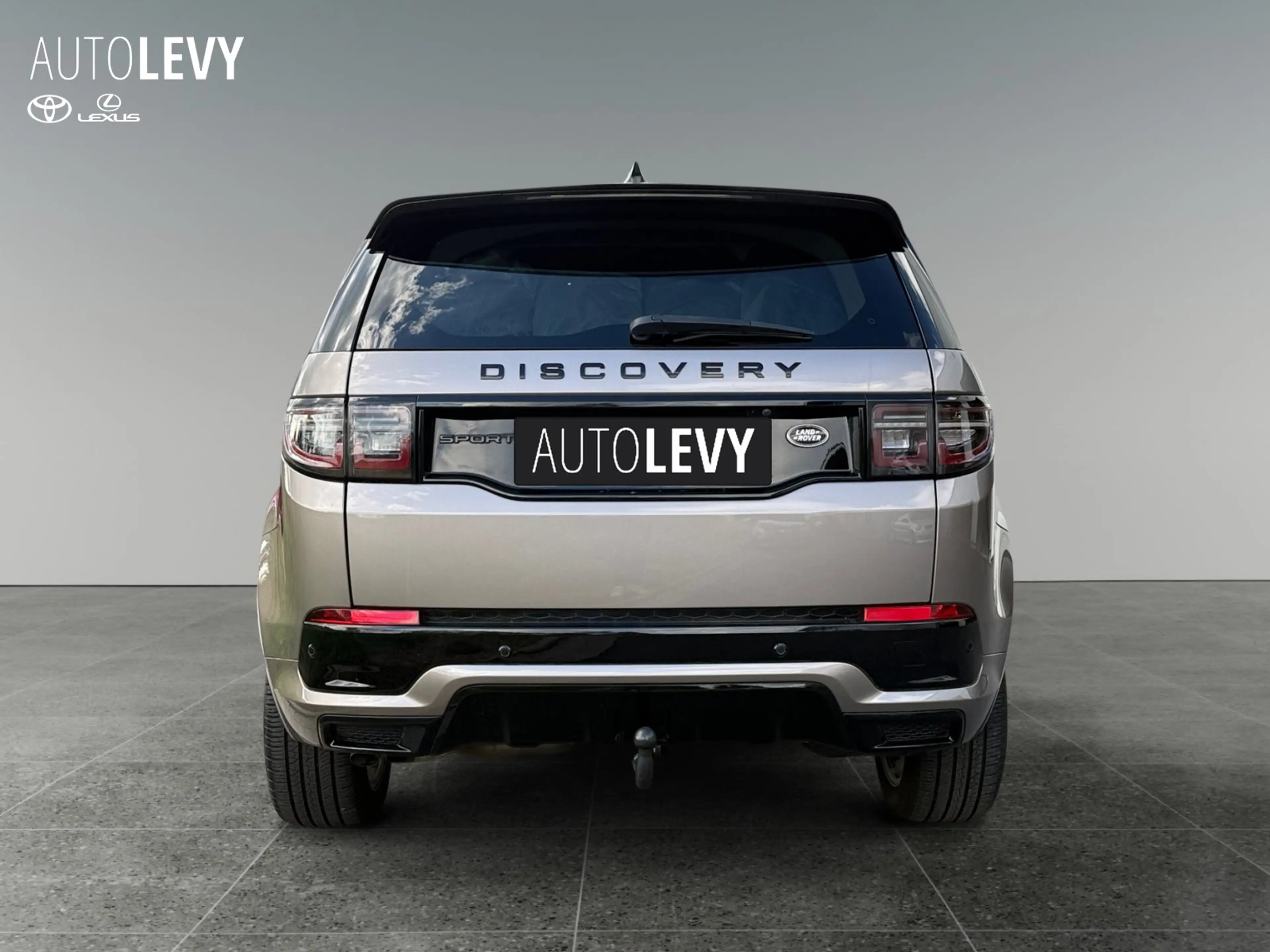 Land Rover Discovery Sport 2.0 R-Dynamic *NAVI*LEDER*LED*4X4 — photo 5