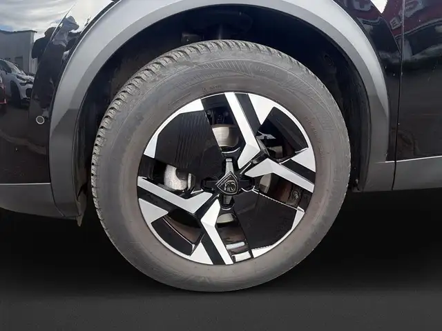 Peugeot 2008 view 8