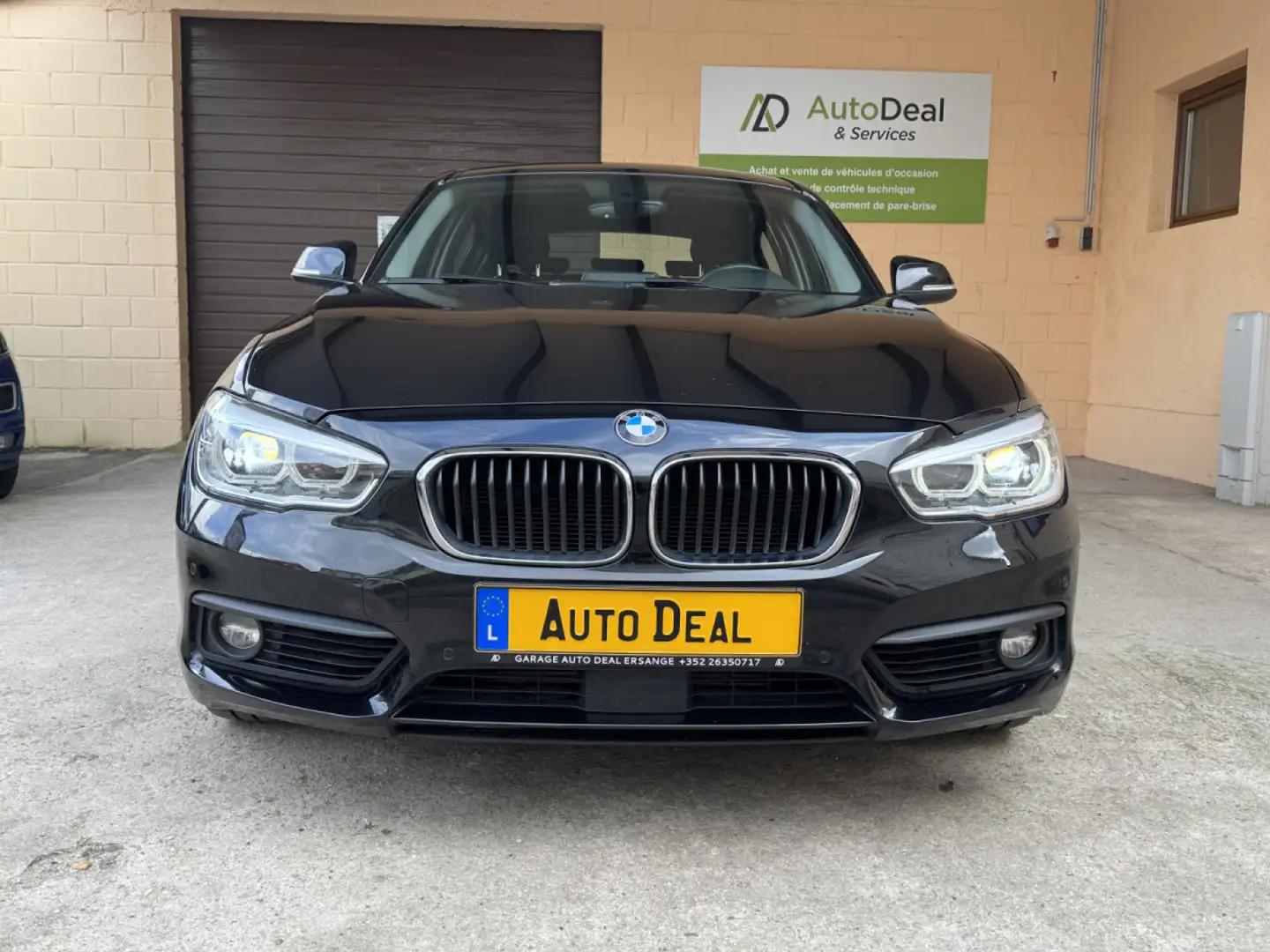 BMW 118 d Busnes Automatique 150cv Noir - 2