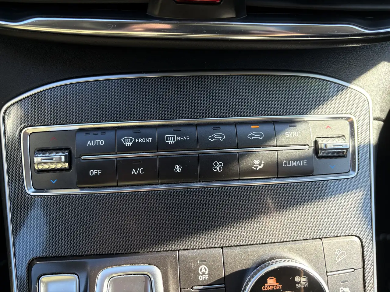 Hyundai SANTA FE снимка Hyundai SANTA FE